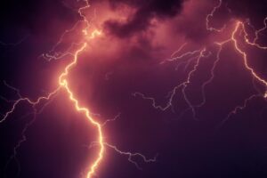 電気代経費を削減するための効果的な方法は？