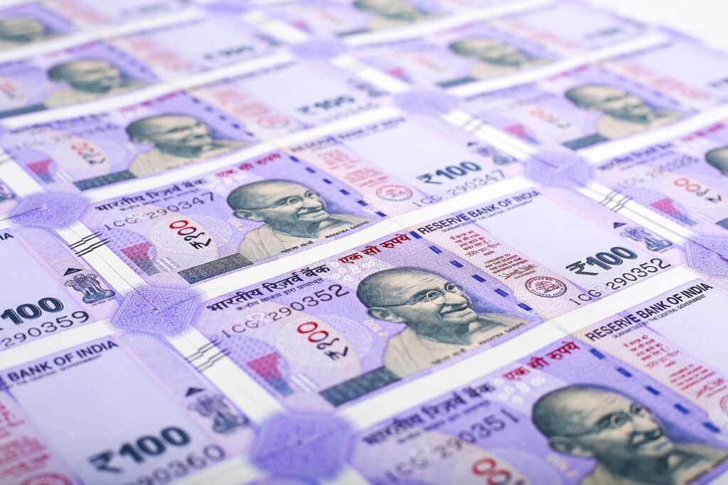 フリーランスの収入は月20万で達成できる？成功の秘訣を徹底解説！